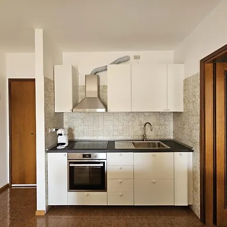 Giardino Apartment